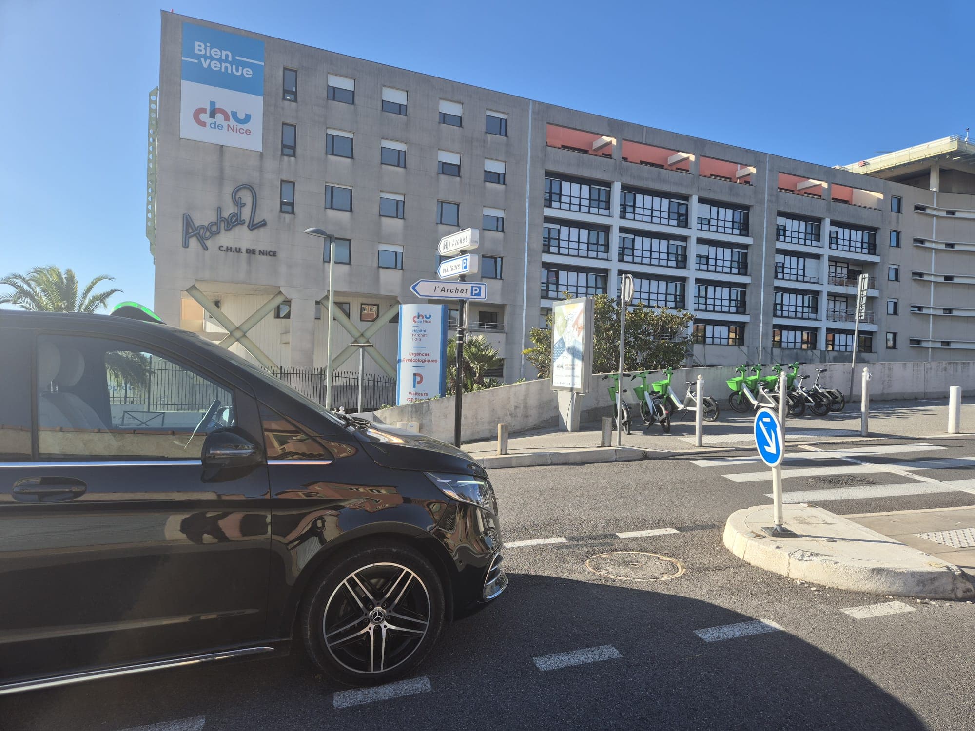 Taxi conventionné CPAM Antibes vers hôpitaux de Nice