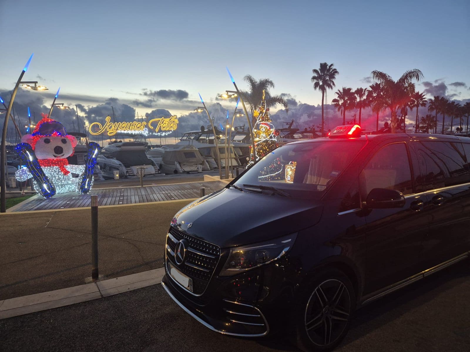 Se Déplacer à Antibes sans Voiture : Guide Pratique Transports 2026