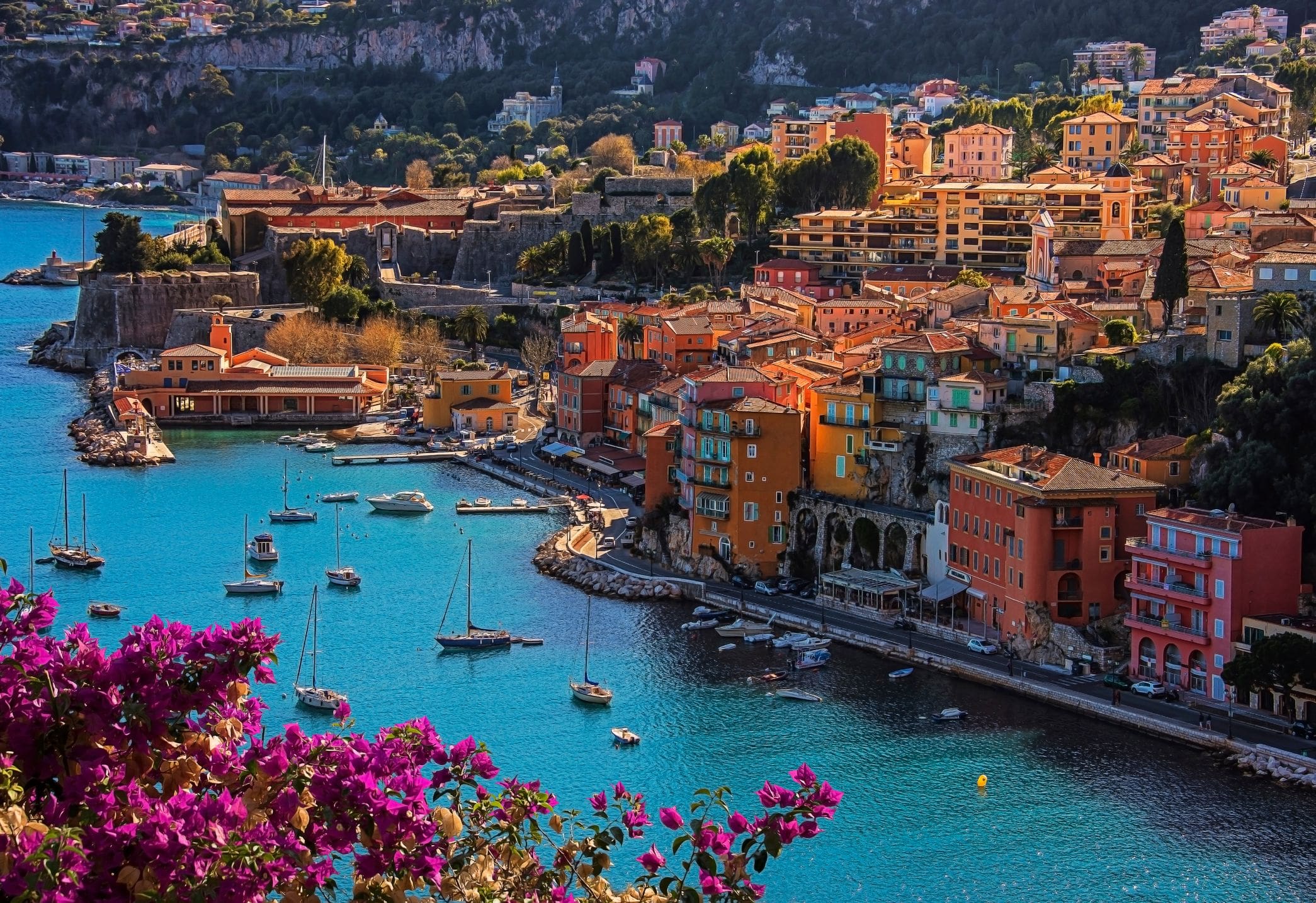 Conciergerie Airbnb Antibes : Comment Choisir la Meilleure ? Guide Complet 2026